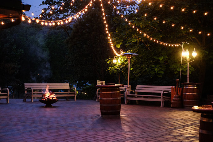 Create ambiance with outdoor lighting Create ambiance with outdoor lighting