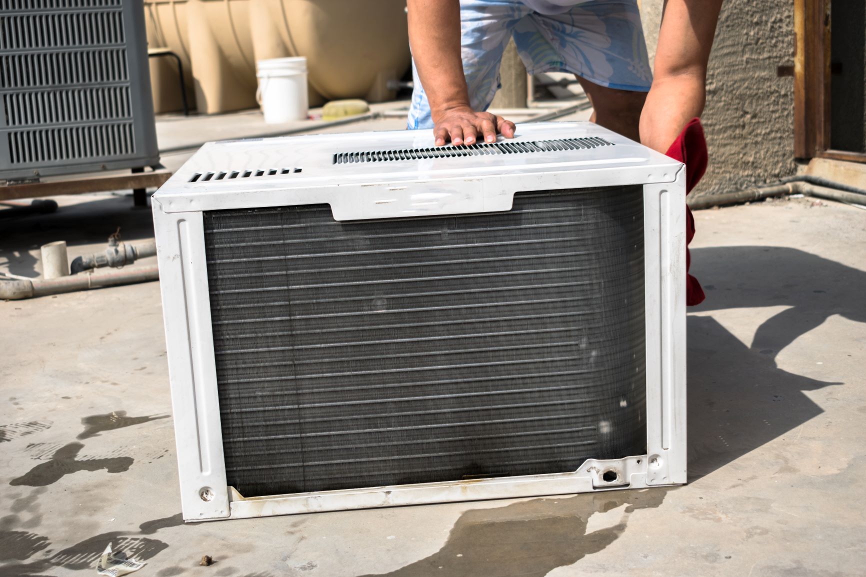 Window Air Conditioners – Don’t Assume You Can Just Plug Them In!