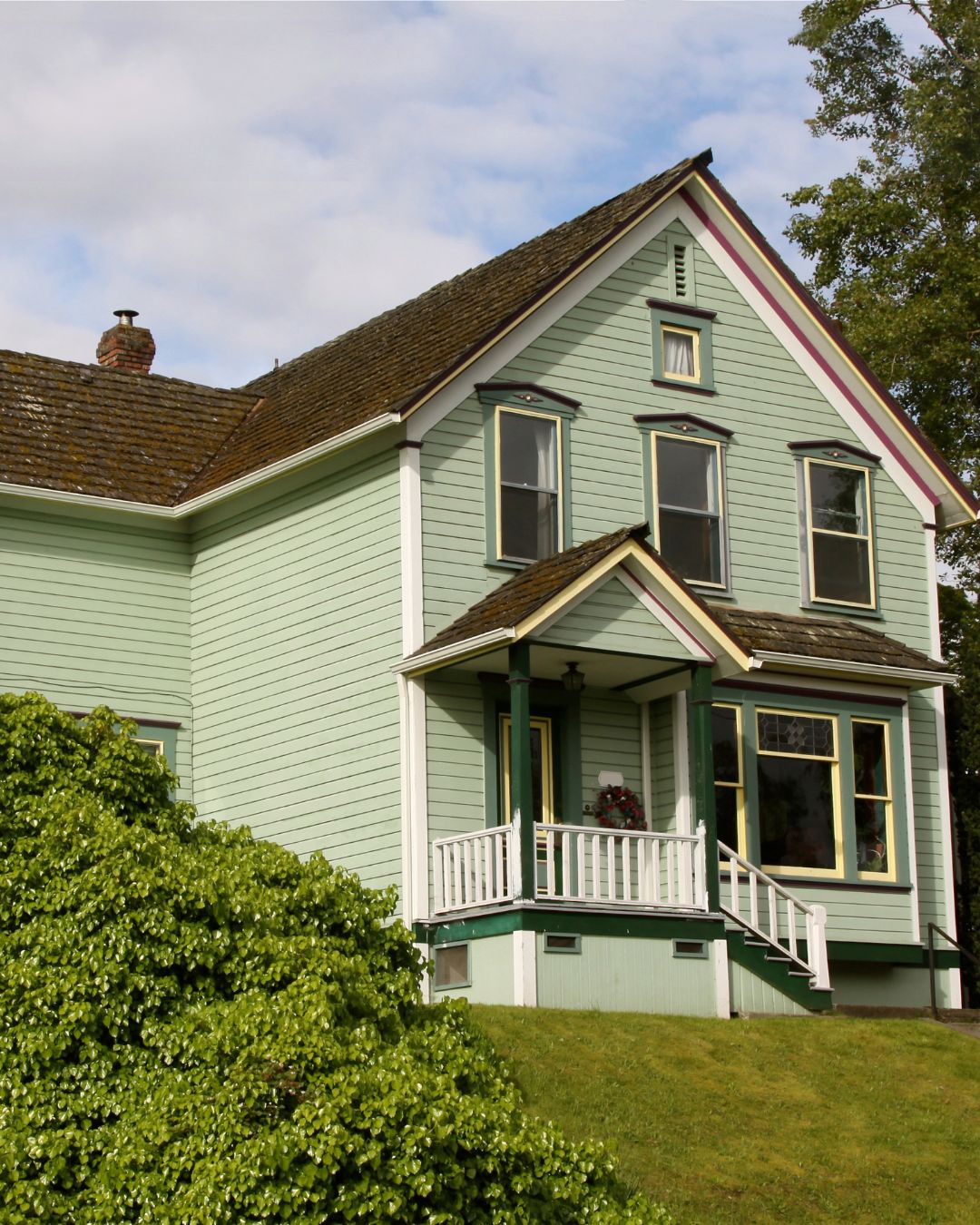 Electrical Problems in Older Homes (And How to Fix Them)